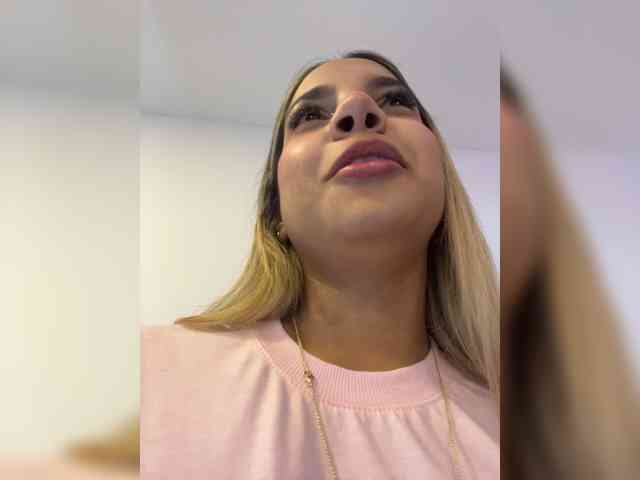 MeganRosse webcam