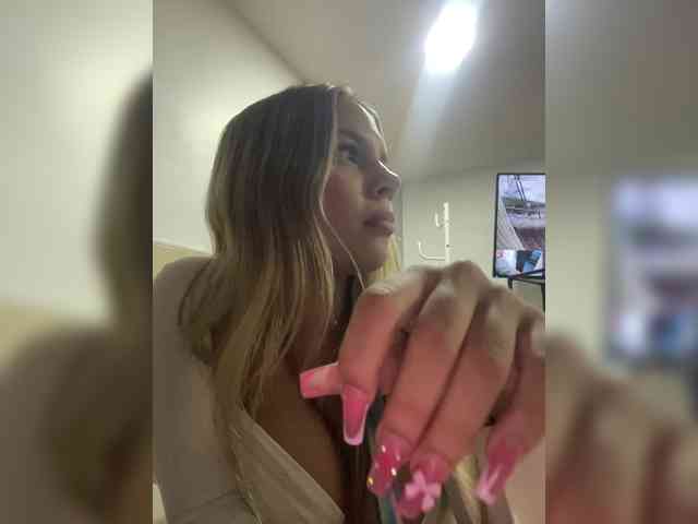 MeganRosse webcam