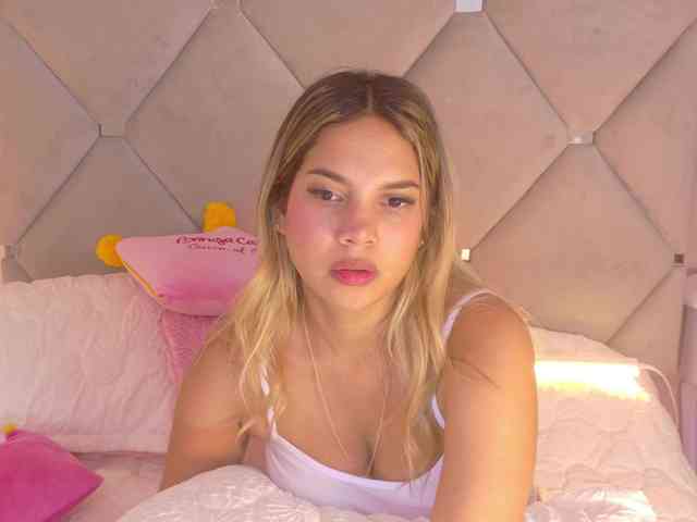 Modèle: MeganRosse