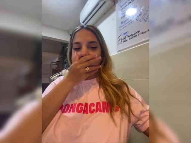 meganrosse's live room