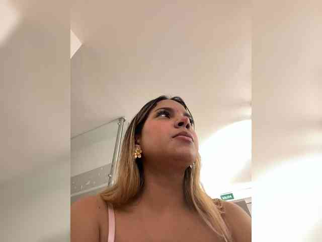 MeganRosse webcam