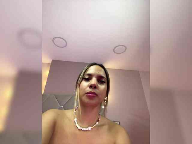 MeganRosse webcam