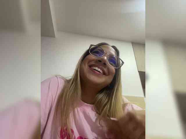 MeganRosse webcam