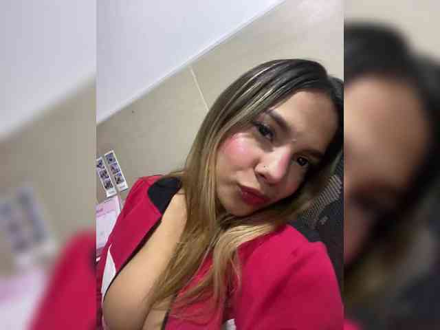 MeganRosse webcam