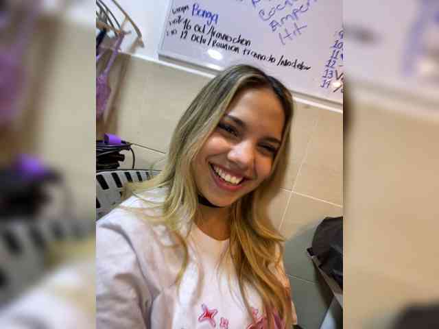MeganRosse webcam
