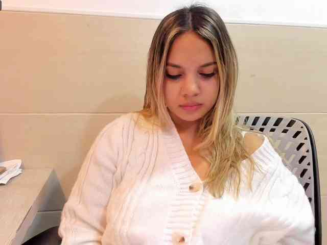 MeganRosse webcam
