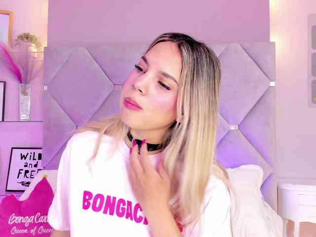 Modèle: MeganRosse