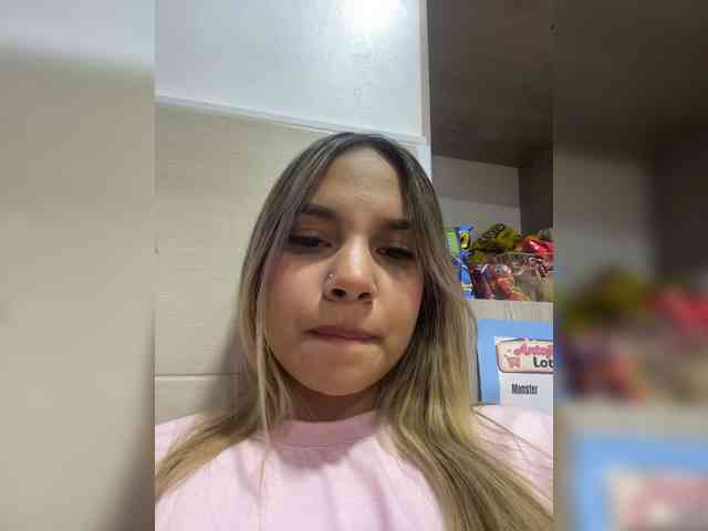 MeganRosse webcam