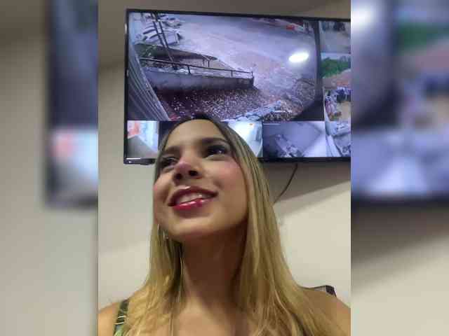 MeganRosse webcam