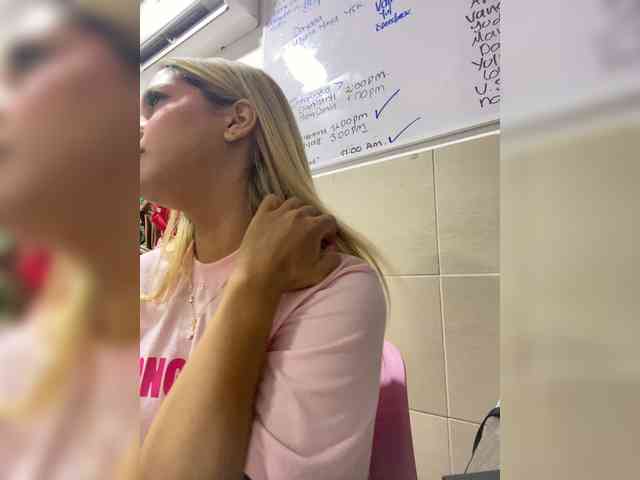 MeganRosse webcam