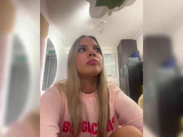 MeganRosse webcam