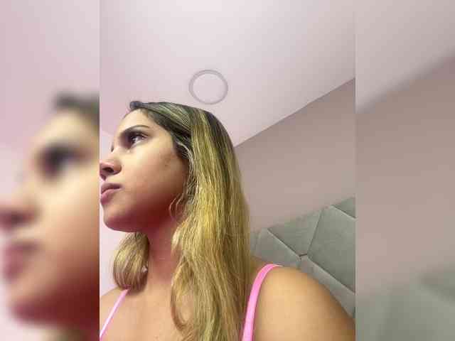 MeganRosse webcam