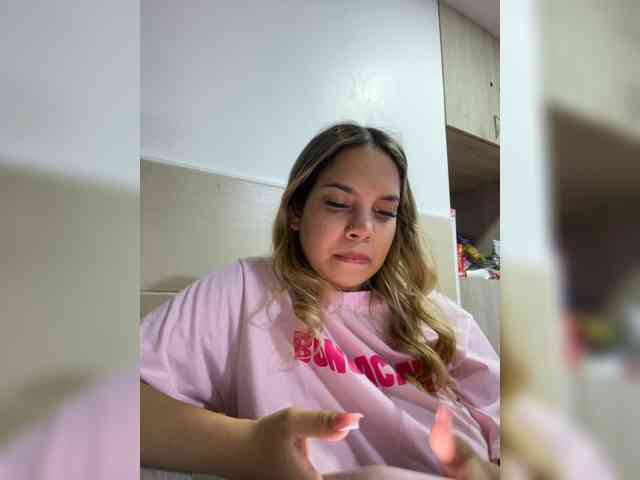 MeganRosse webcam