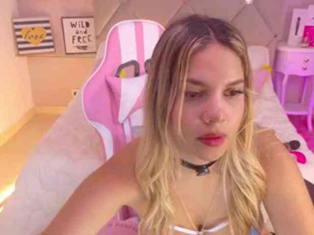 MeganRosse webcam