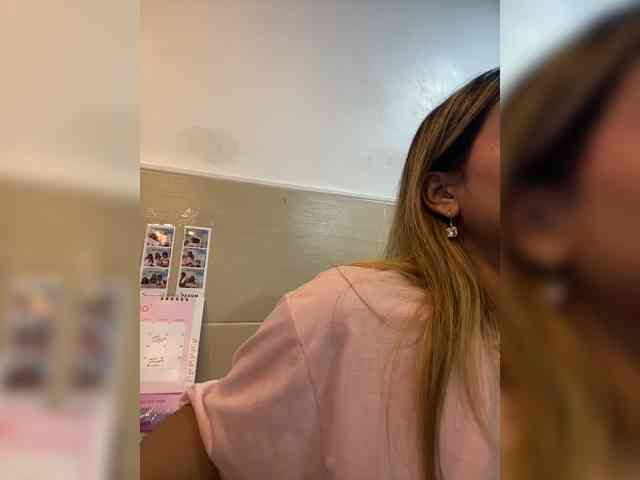 MeganRosse webcam