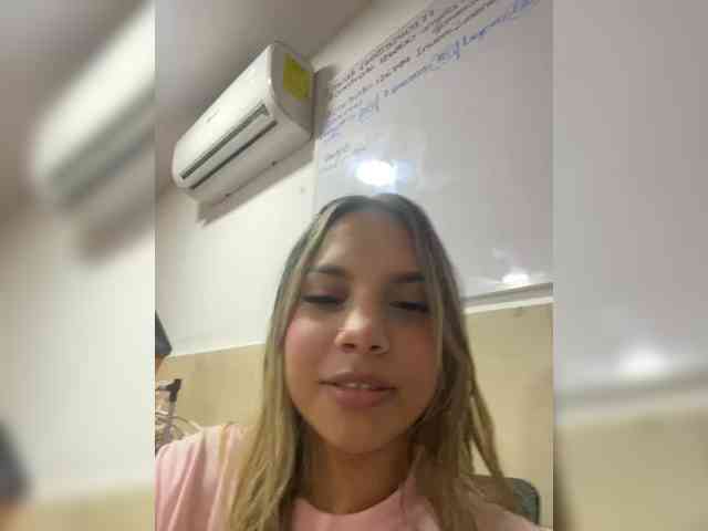 MeganRosse webcam