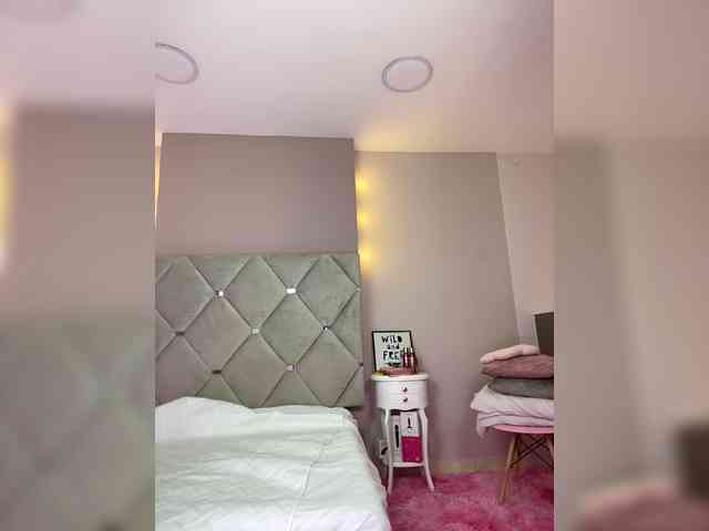 MeganRosse webcam