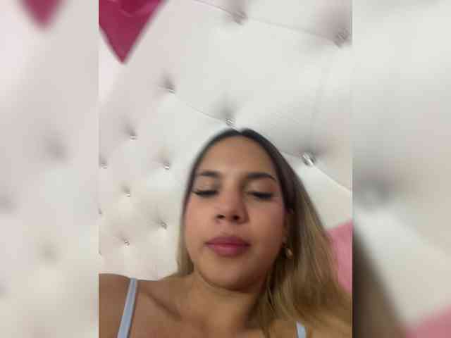 MeganRosse webcam