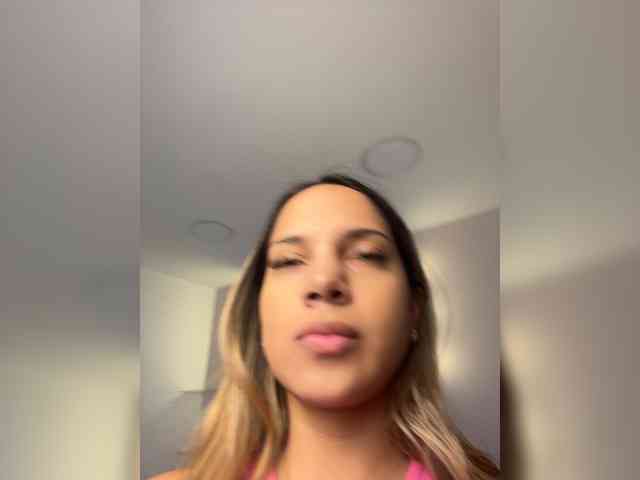 MeganRosse webcam