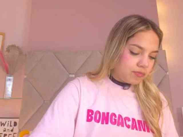 MeganRosse webcam