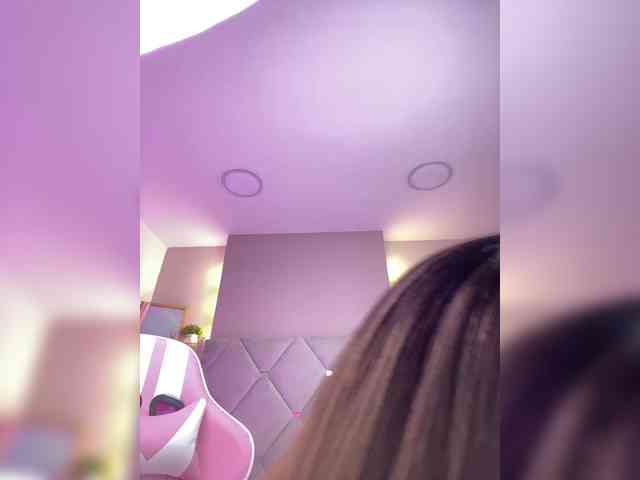 MeganRosse webcam