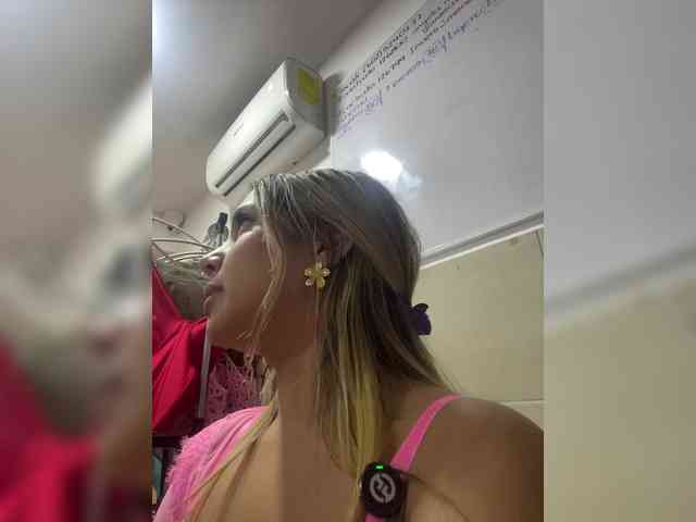 MeganRosse webcam