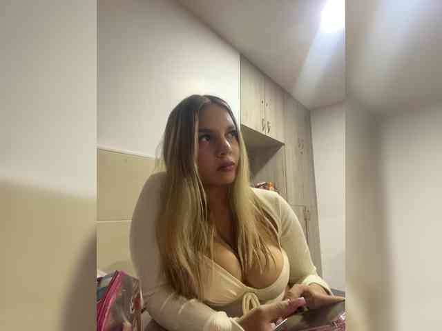 MeganRosse webcam
