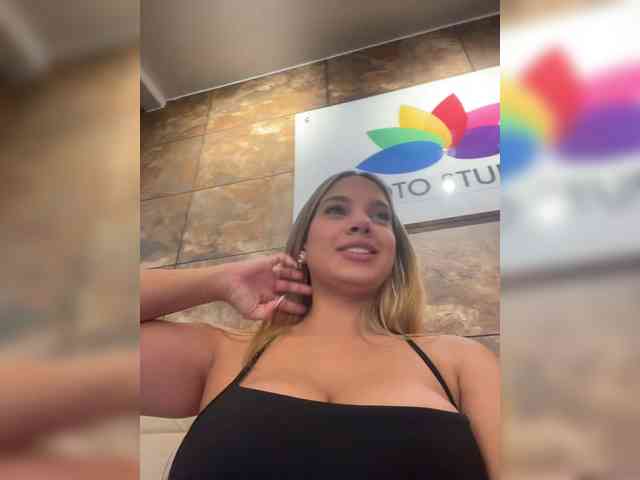Modèle: MeganRosse