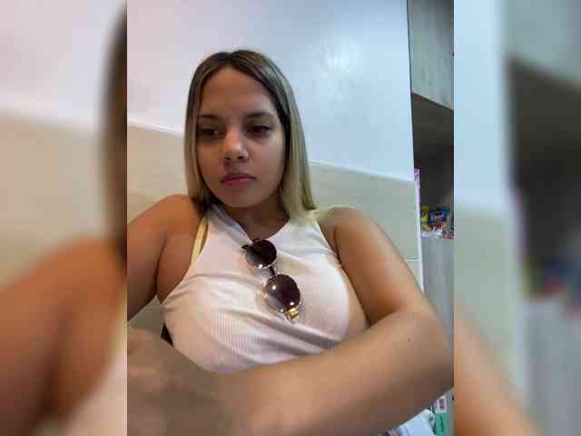 MeganRosse webcam