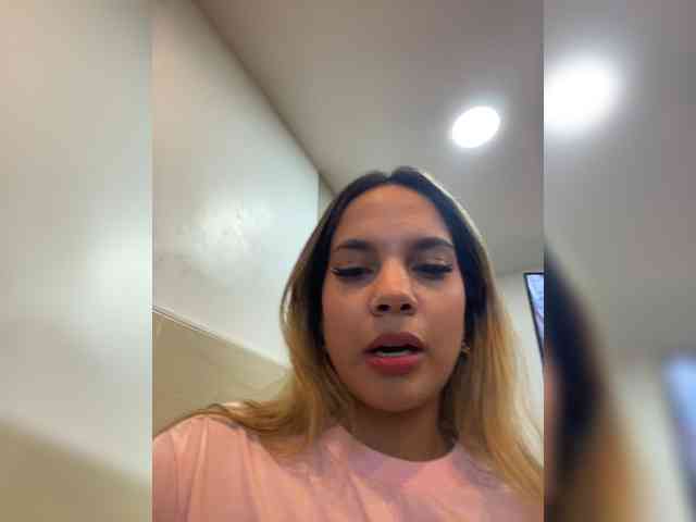 MeganRosse webcam