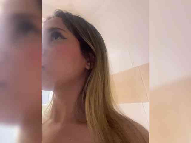 MeganRosse webcam