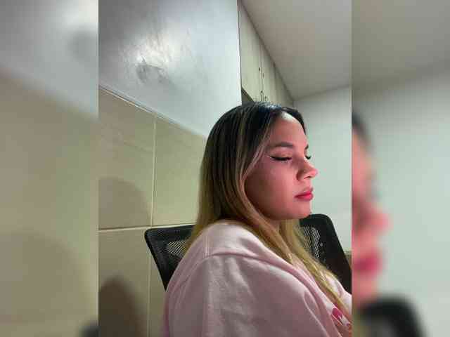 MeganRosse webcam