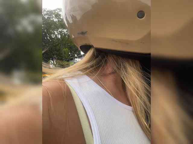 MeganRosse webcam