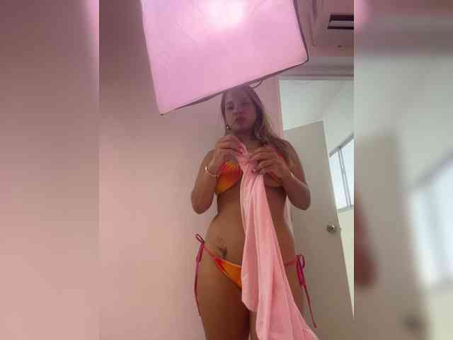 MeganRosse webcam