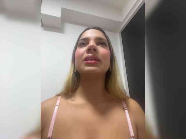 MeganRosse webcam
