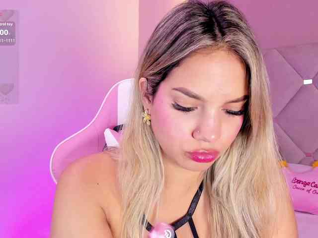 Modèle: MeganRosse