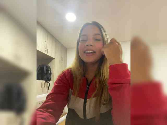 Modèle: MeganRosse