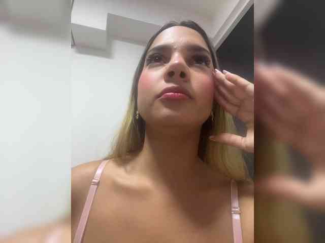 MeganRosse webcam