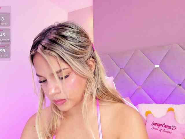 MeganRosse webcam
