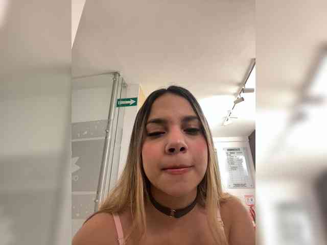 MeganRosse webcam