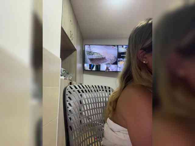 MeganRosse webcam