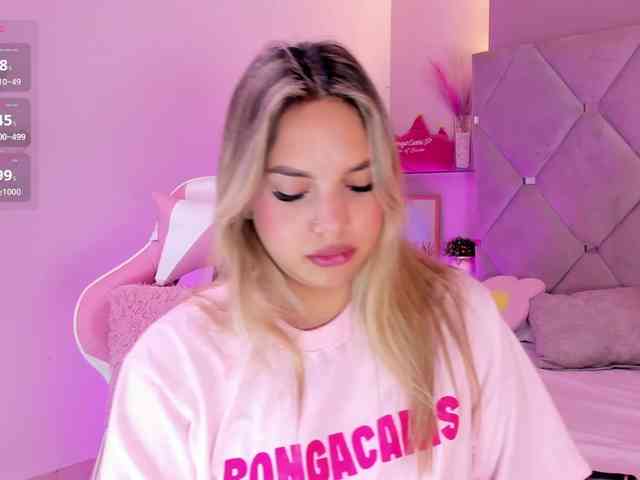 MeganRosse webcam