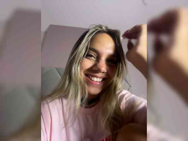MeganRosse webcam