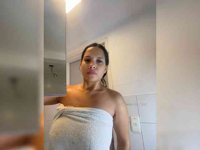 MeganRosse webcam