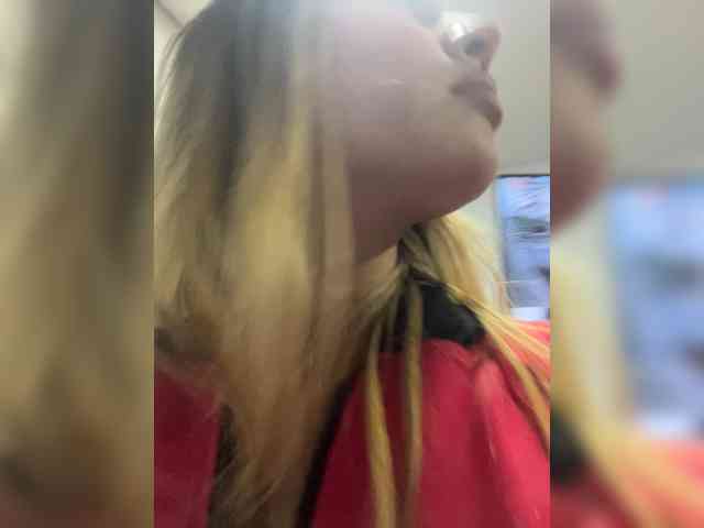 MeganRosse webcam