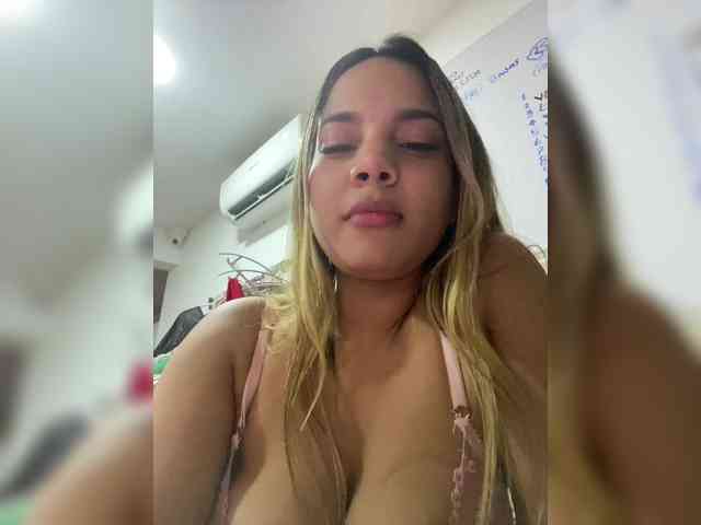 Modèle: MeganRosse