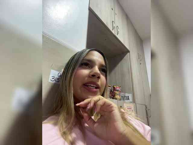 MeganRosse webcam