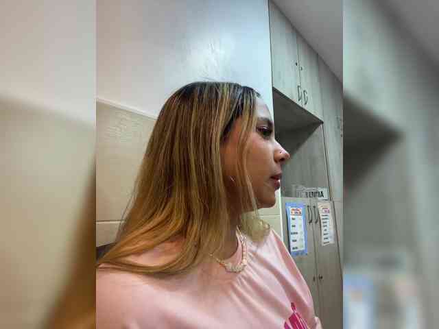 MeganRosse webcam