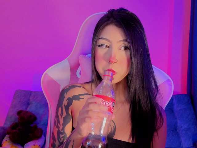 Sharonbone's BongaCams show and profile