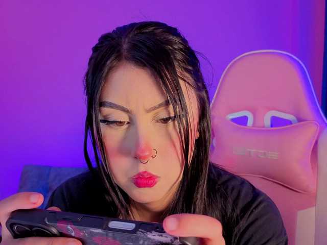 Sharonbone's BongaCams show and profile